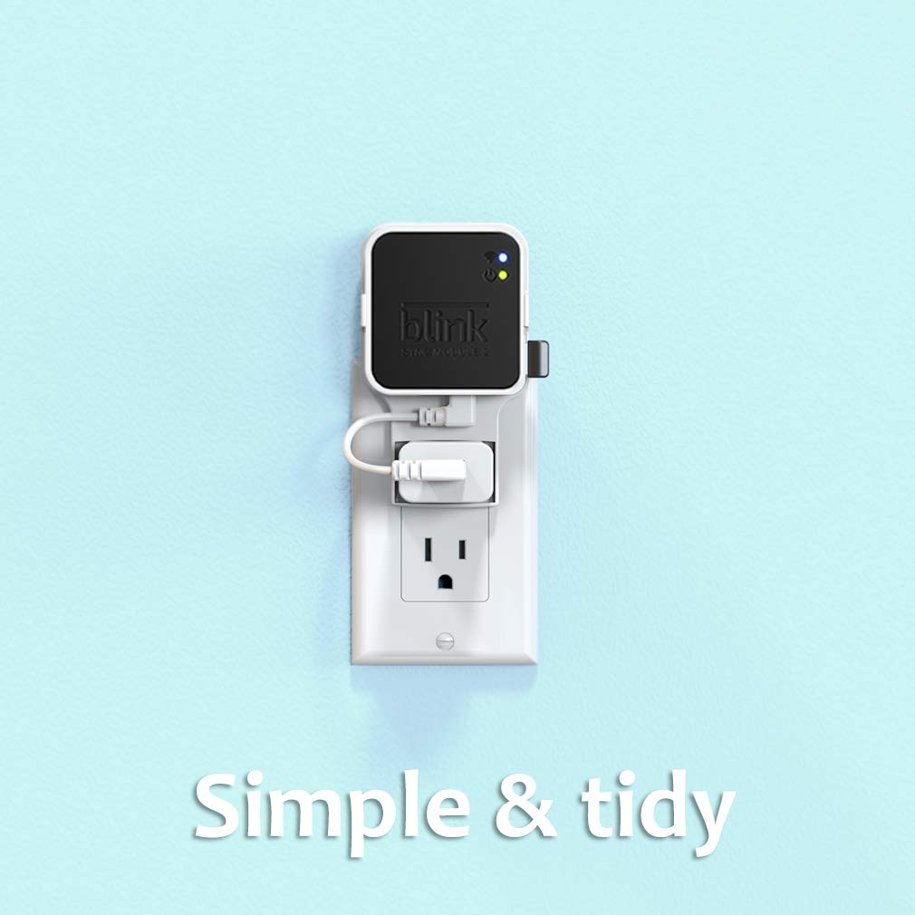 256GB USB Flash Drive with Outlet Wall Mount B979190