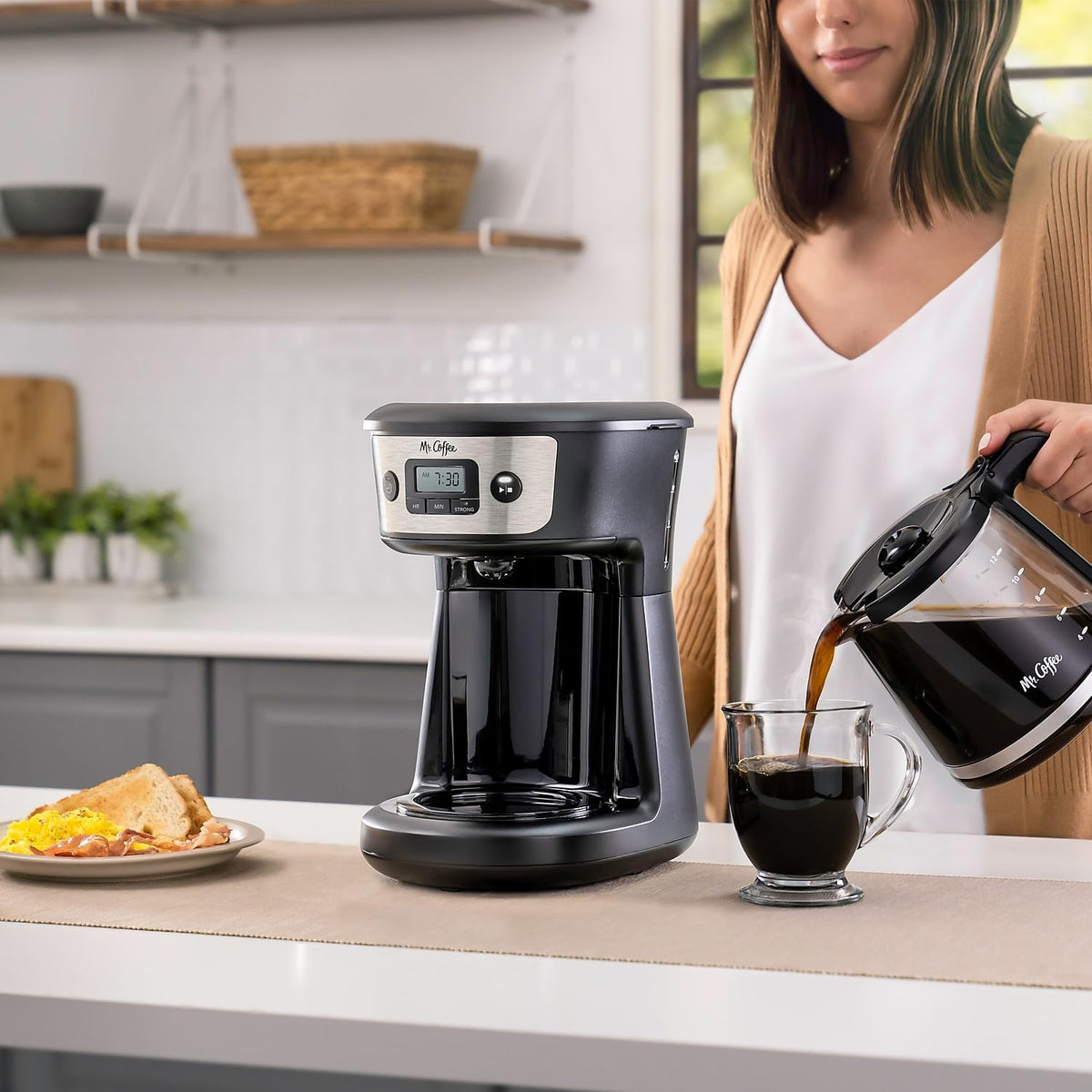12 Cup Programmable Coffee Maker F9953
