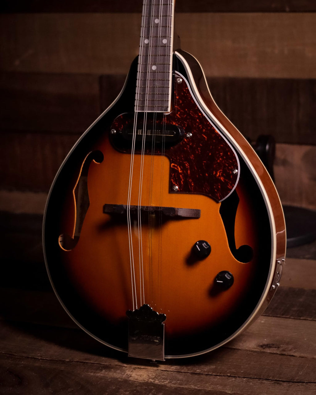 Brown Sunburst Acoustic-Electric Mandolin G61004