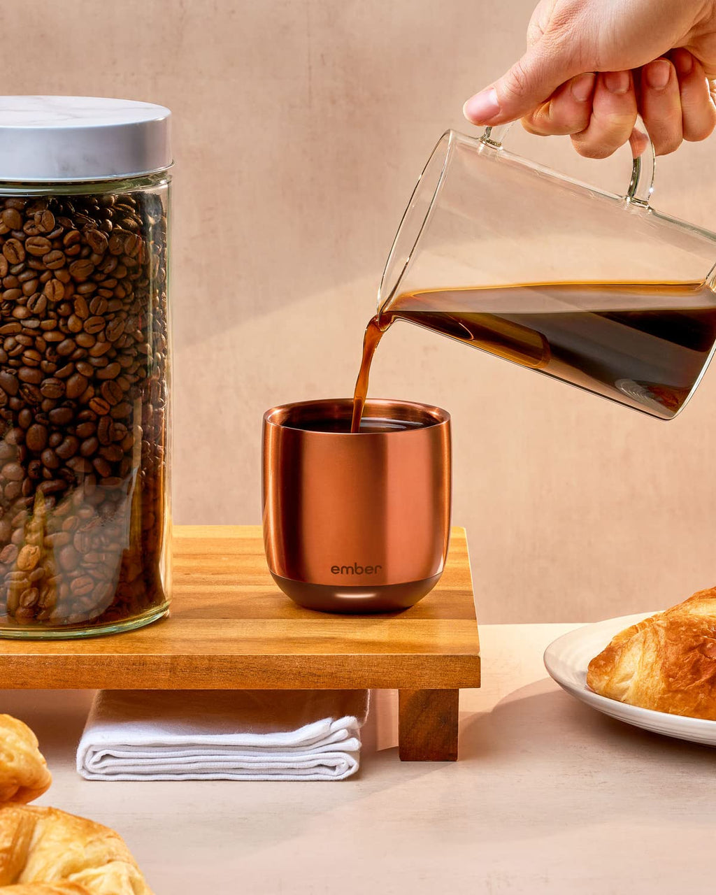 6 oz App-Controlled Heated Smart Cup Z854477