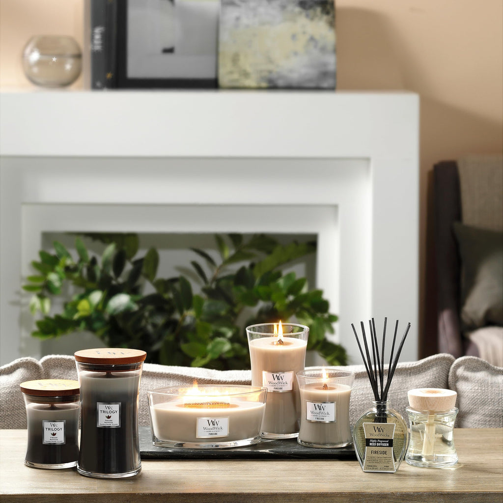 Scented Trilogy Candle with Crackling Wick T337539